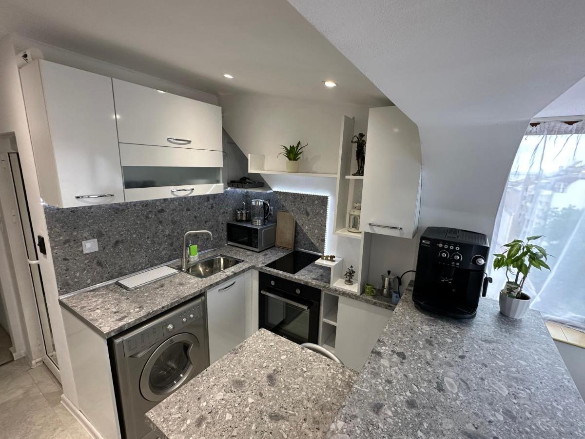 Lovely Studio In Burgas Ngoại thất bức ảnh
